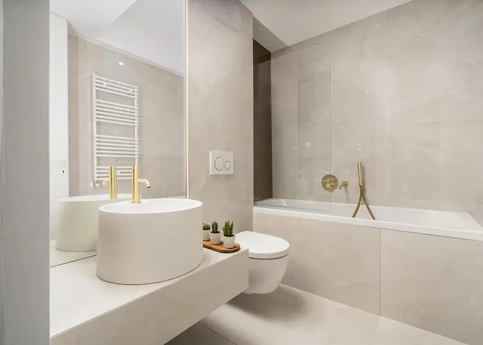 North By Urbanesq Cortina C Apartament *